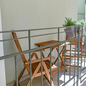https://brand-new-apartment-next-to-old-town-square.praguehotelsweb.com